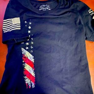 Grunt style woman’s M tee shirt